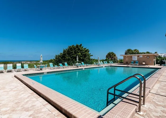 Reflections Gulf Front With Ocean Views *